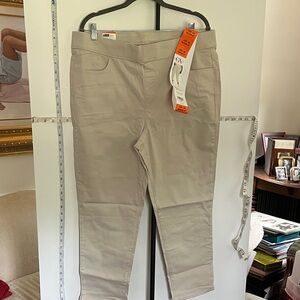 Tan Pull on pants cotton stretchy